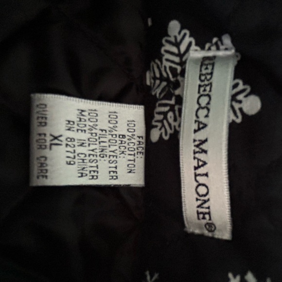 Rebecca Malone womans  snowflake Vest  size XL - Picture 7 of 7